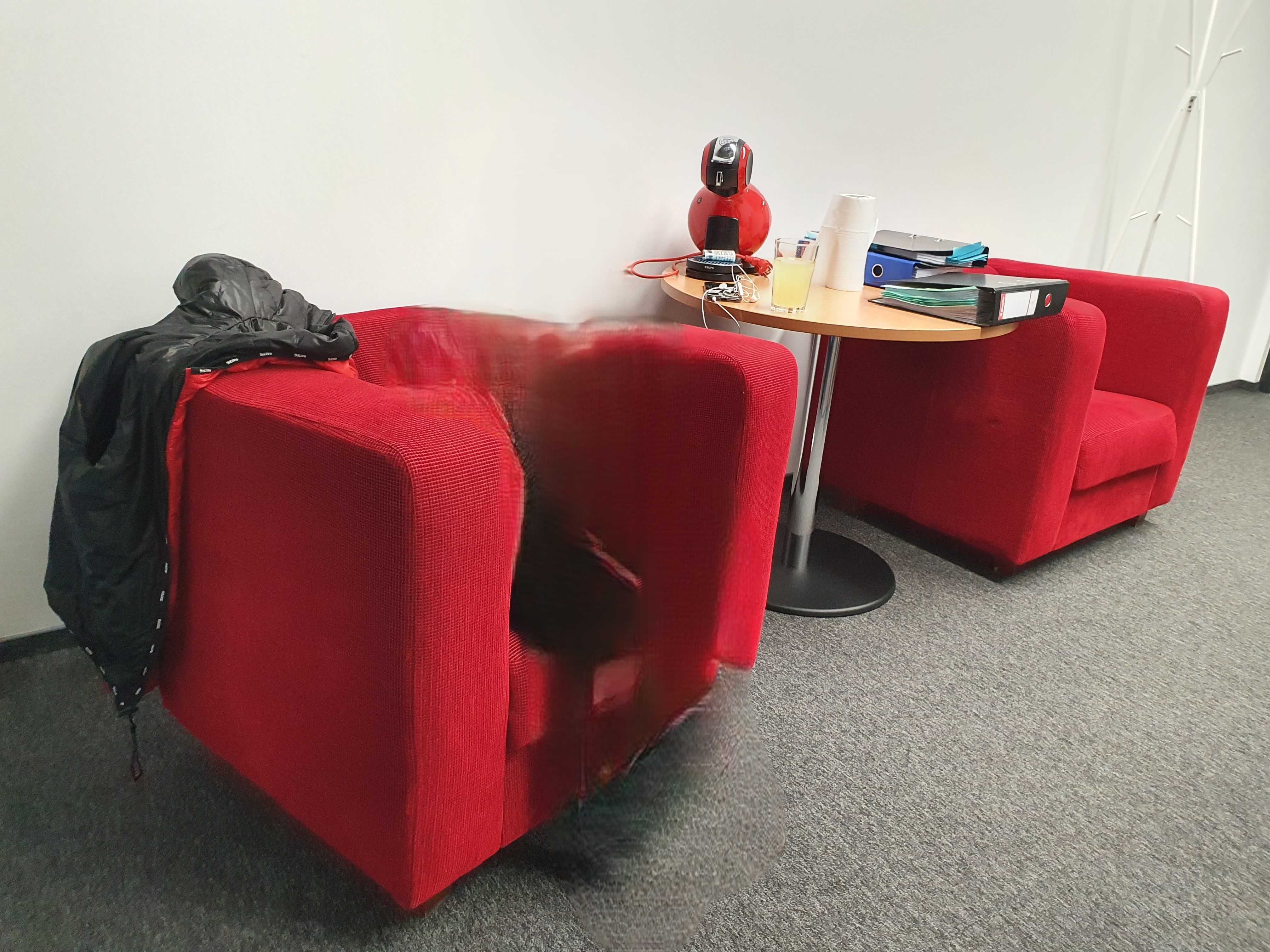 Zestaw mebli kubicznych sofa i 2 fotele
