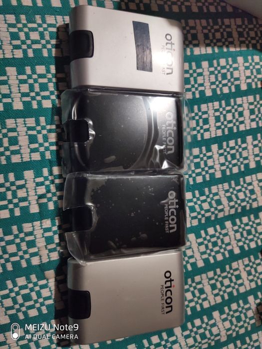 Футляр Oticon для слухового аппарата и капсулы для сушки