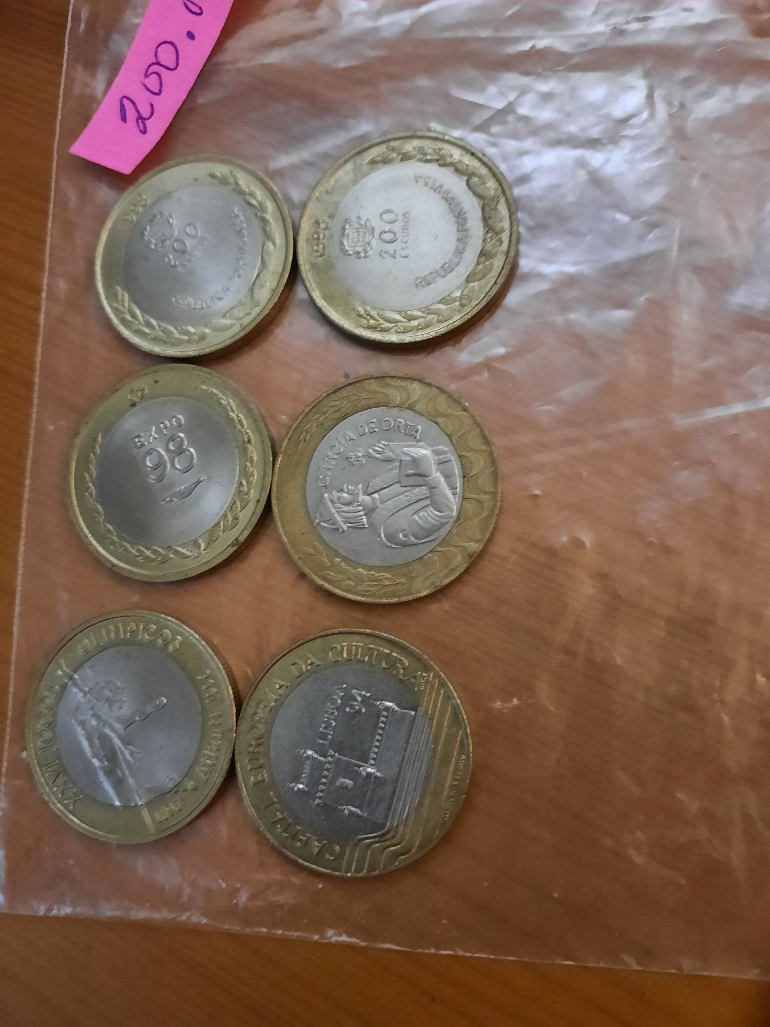 Moedas portuguesas 200 escudos
