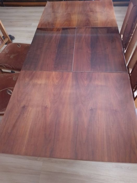 Stół drewniany używany