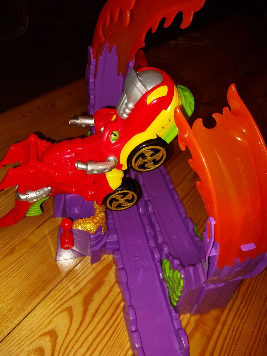 T-Racers Dragon Loop Zestaw z wyrzutnią Magic Box