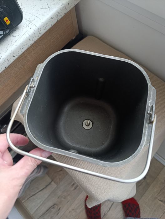 Продам хлебопечку