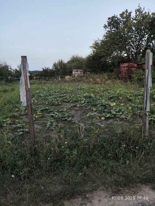 Продам 2 участка