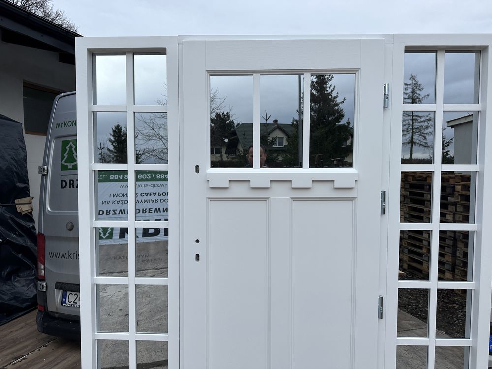 Drzwi zewnętrzne drewniane z doświetlami Cała Polska Amerykański Styl