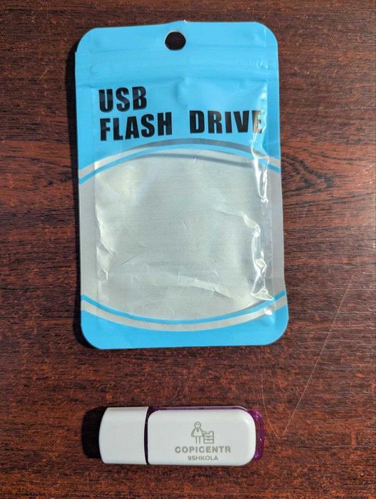 Флешка USB Z-Suit в асортименті 2/4/8/32/64 ГБ. Від 90 гр. Брендування