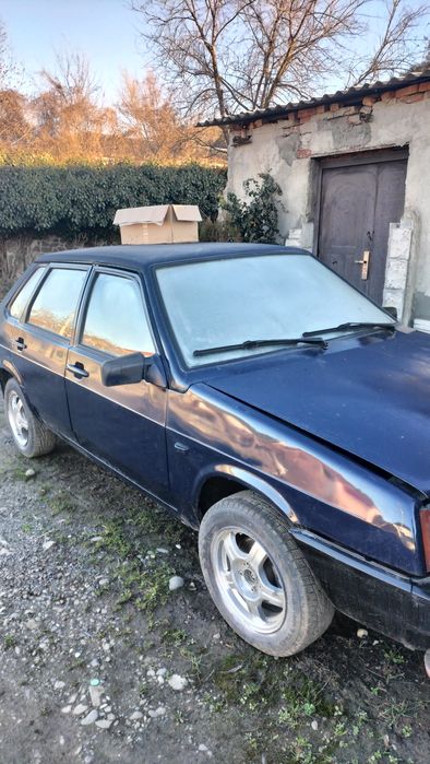 ВАЗ 2199продаєтьсч можливо обмін інформацією  всі питання по телефону