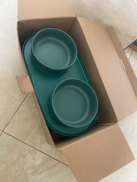 Миска подвійна для тварин на підставці, CLAWCOUNT