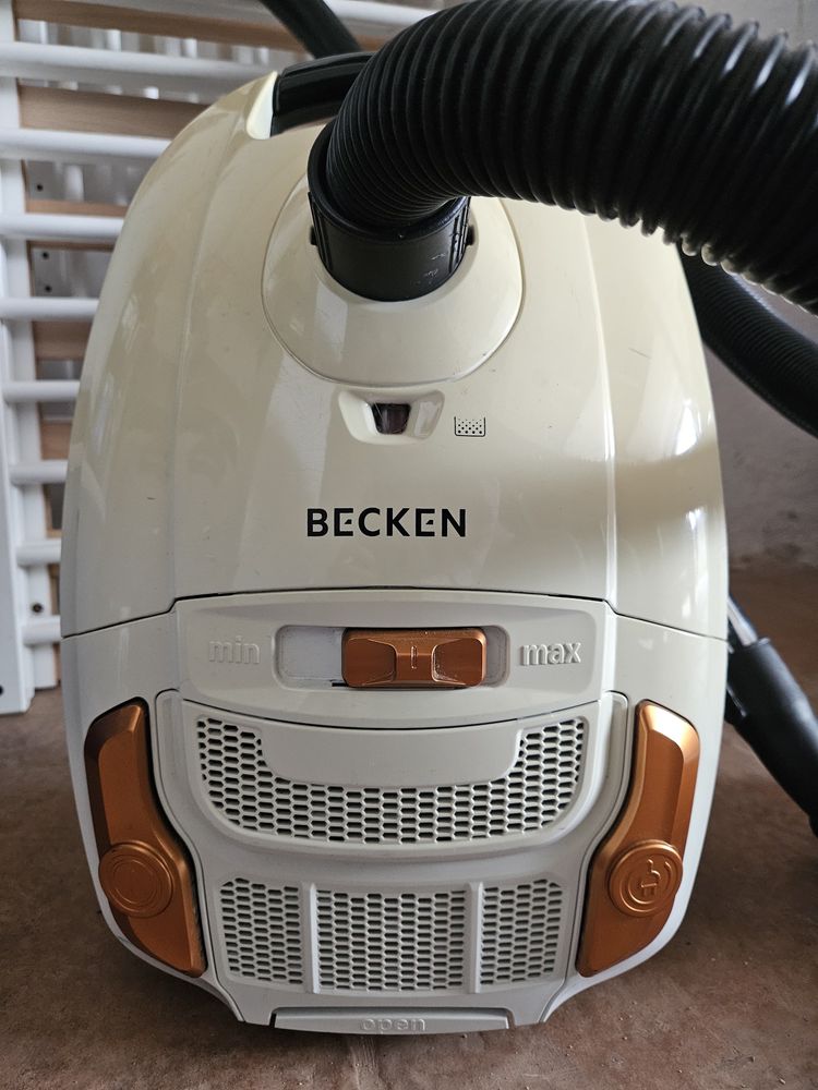 Aspirador Becken com saco