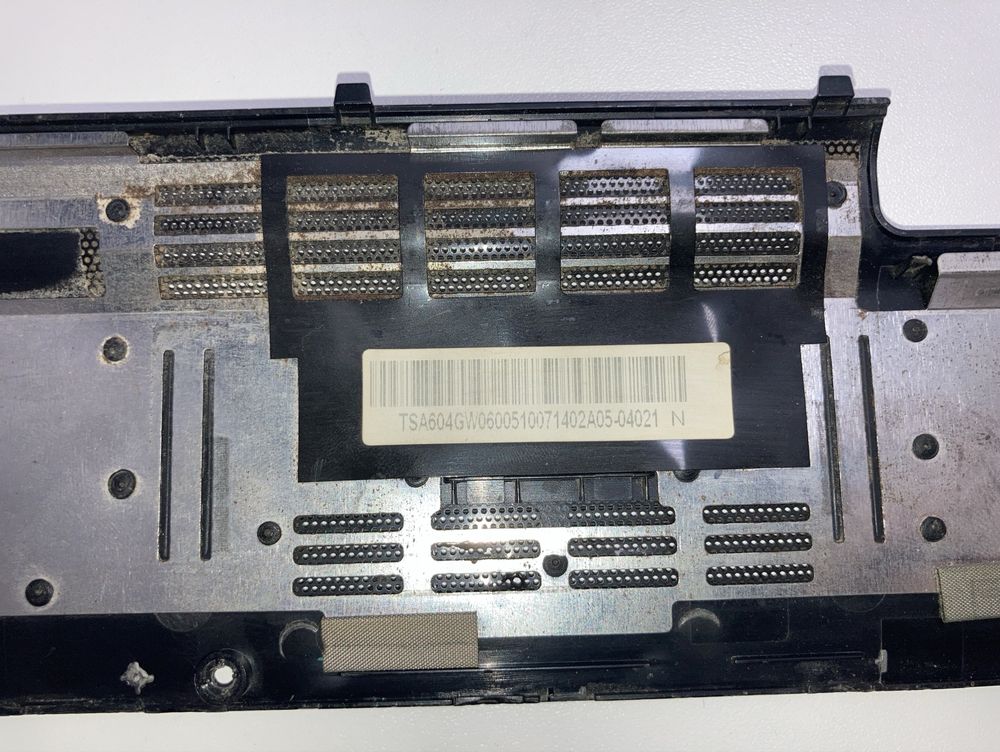 Zaślepka obudowy dolnej Acer eMachines D640 D730