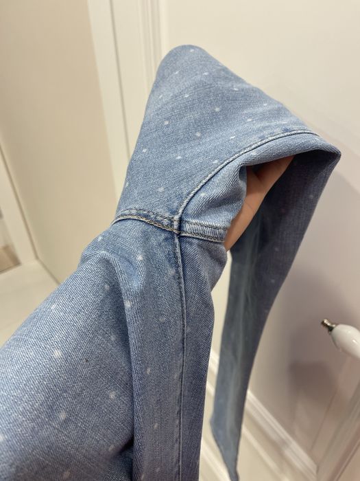 Пакет жіночого одягу, S-M. Джинси Левайс, толстовка, 2 футболки