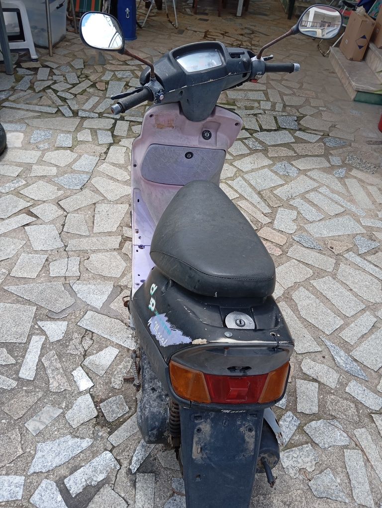 Mota atrabalhar para pesas