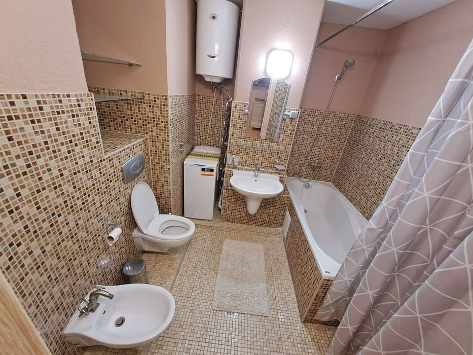 2-х кімнатна, центр, подобово, вул. Катеринича, квартиры посуточно