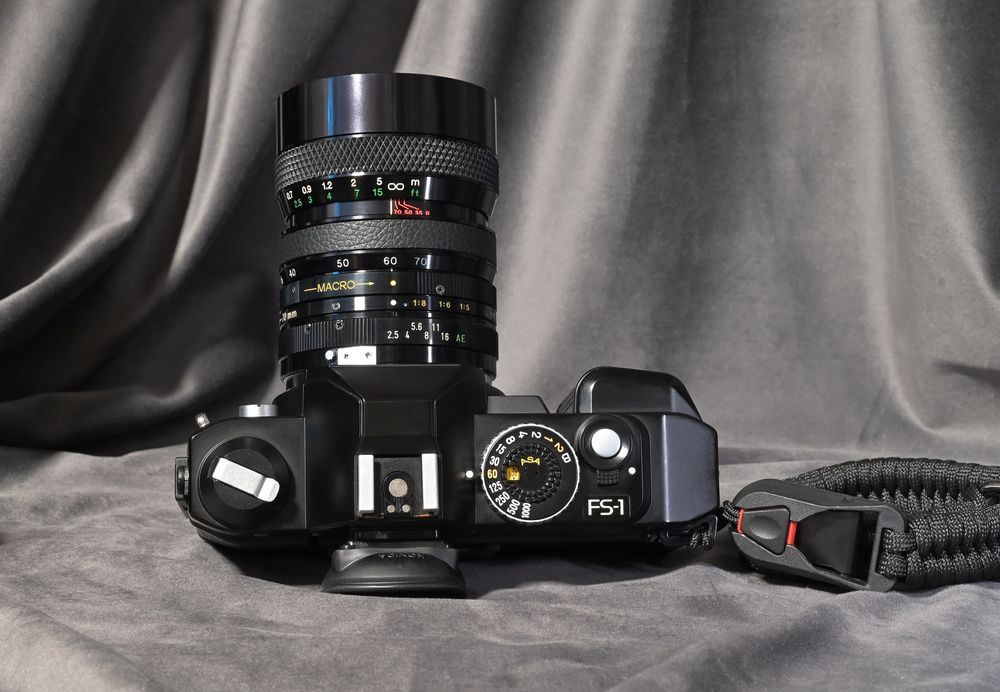 KONICA Plus lampa, pasek i baterie SUPER OBIEKTYW 2.5-3.5!
