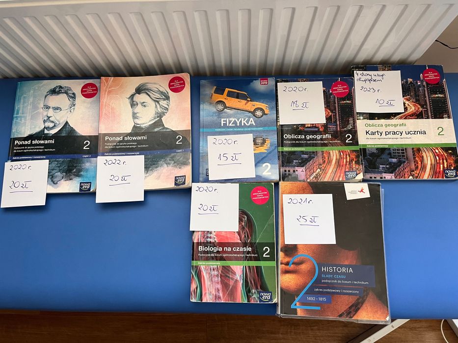 Podręczniki do 1 i 2 klasy liceum i technikum.