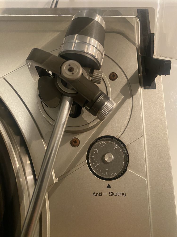 Gramofon Dual CS 627