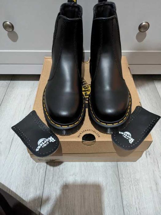 Dr.Martens_2976 $mooth Leather Chelsea Roz.38