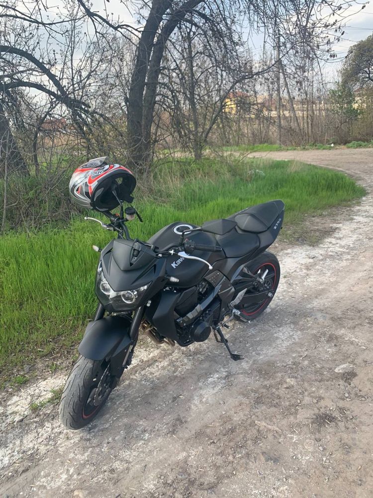 Продам Kawasaki z750 black edition