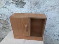 Vende se Módulo/Mesa de Cabeceira