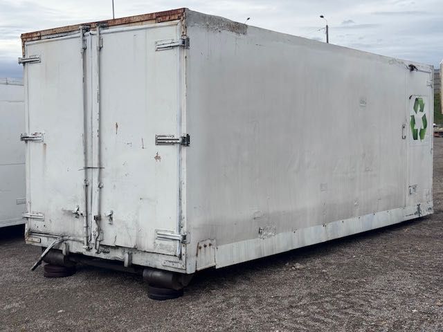 kontener chłodnia budowlany na hakowca