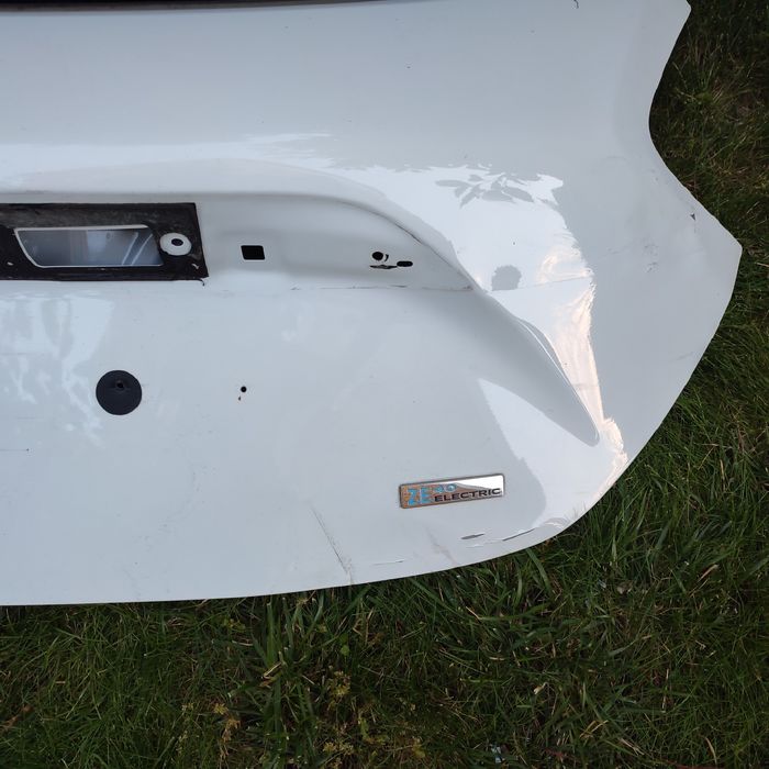 Кришка багажника Рено zoe 17 рік 41 квт