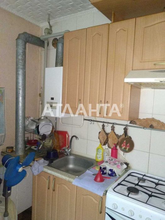 Дом на морской стороне. 8соток, есть подвал, газ,гараж и 2летние кухни