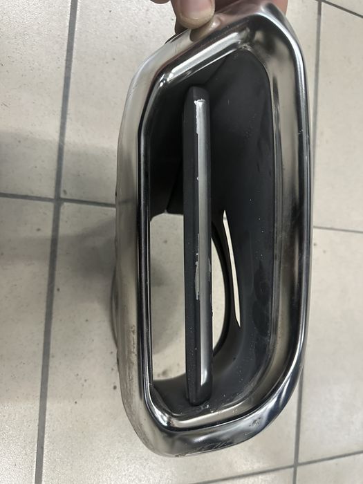 1674905201 Mercedes накладка заднього бампера