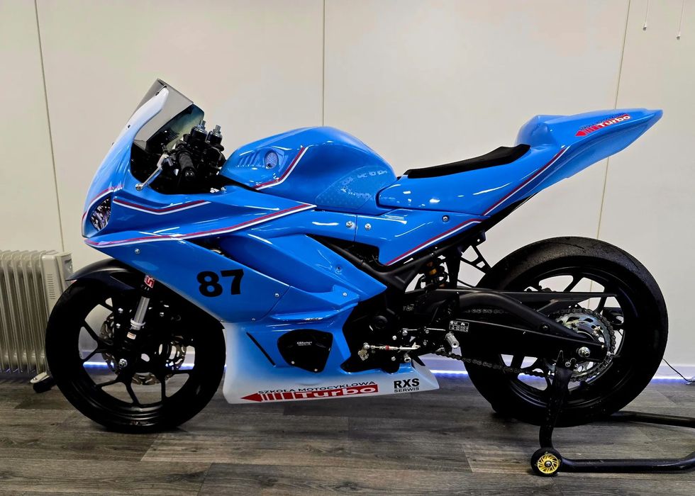 Yamaha R3 Torowa,gotowa do treningów,zawias Maselli,QS Cordona,mapa Motokofeina.