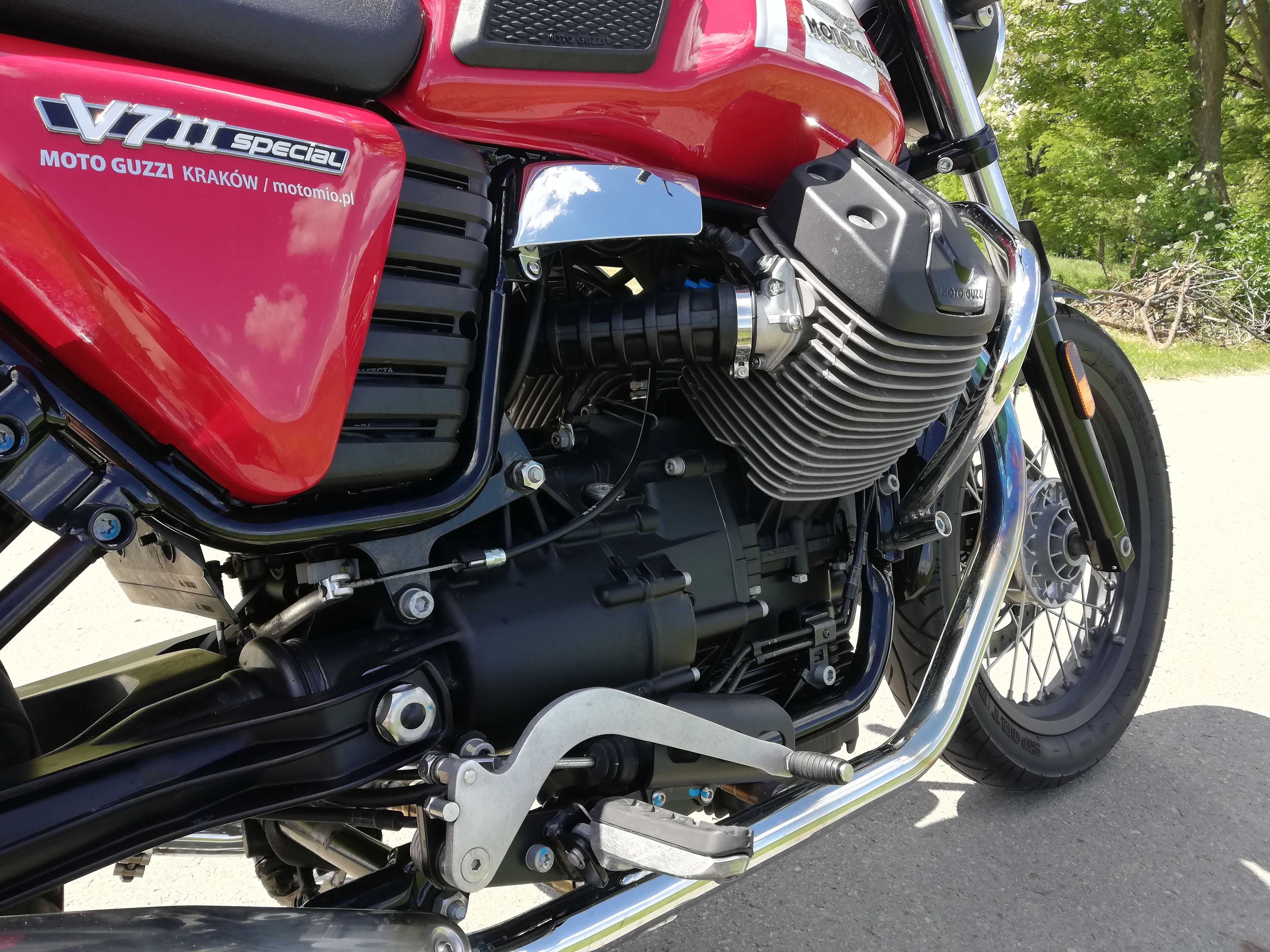 Moto Guzzi V7 II Special - przebieg 9000 km