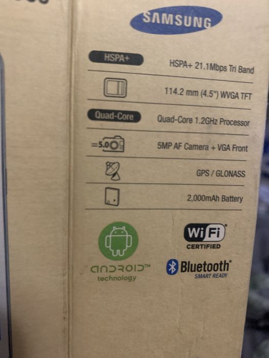 Мобільний телефон  Samsung  новий чорного кольору