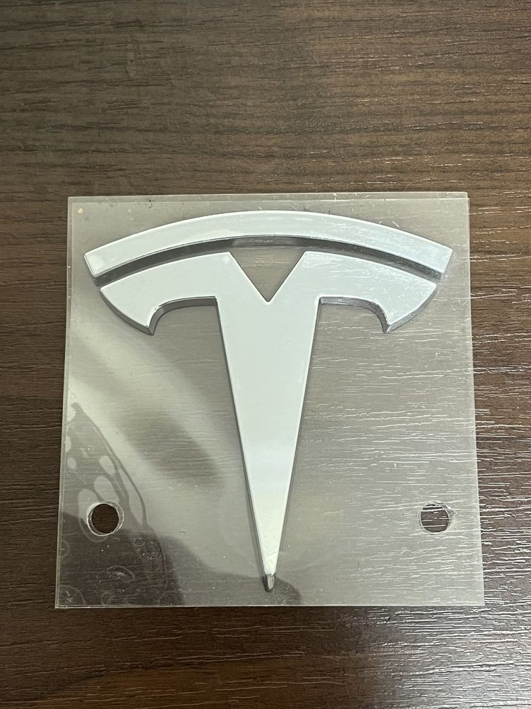 Логотип Капота Tesla T logo Model S 3 X Y Plaid Тесла Dual Motor