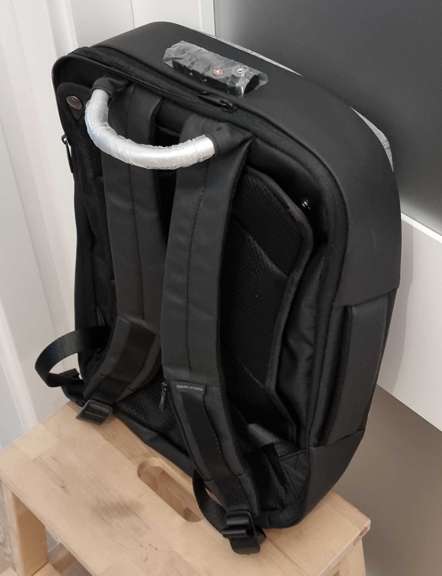 Plecak/walizka na laptopa z ładowaniem USB NOWY