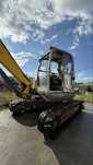 Giratoria 8t  neuson 75Z3.