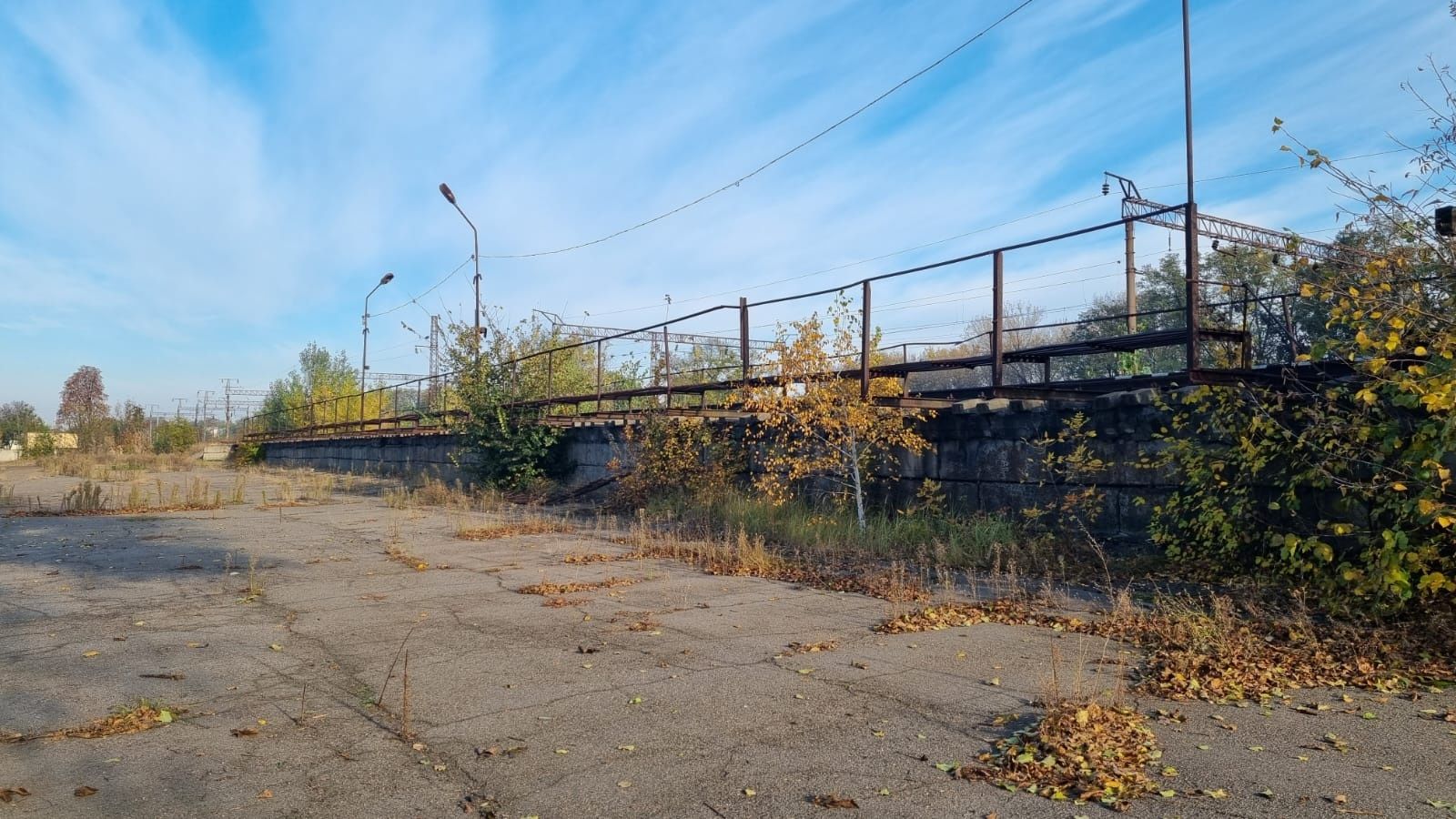 База з рампою ж/д сполучення