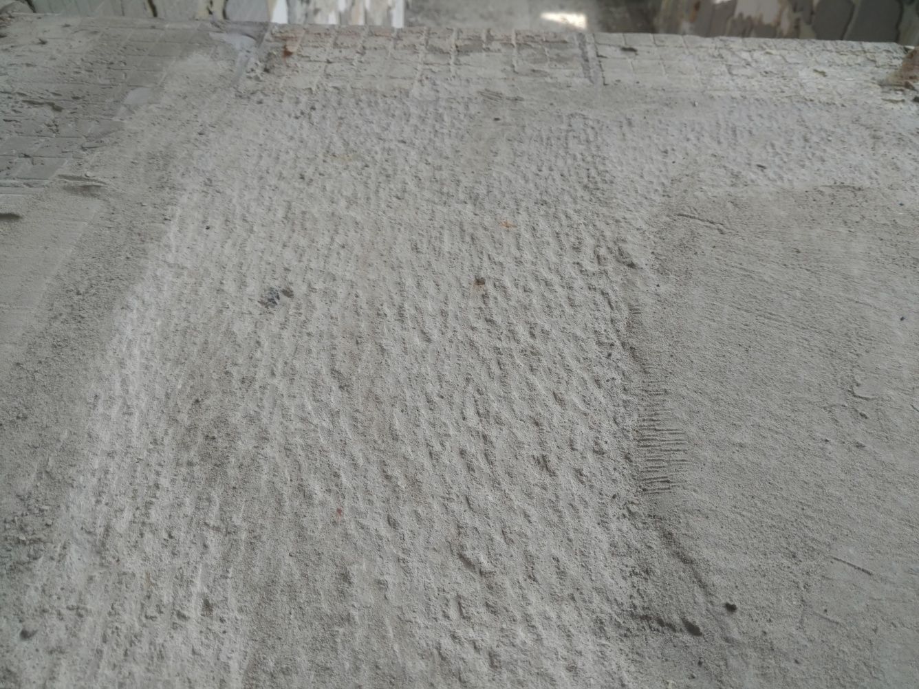 Шлифовка фрезеровка бетона стяжки снятие плиточного клея выравнивание
