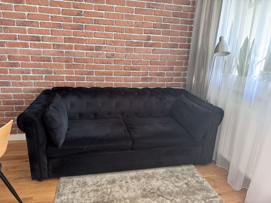 Czarna, welurowa, rozkładana CHESTERFIELD