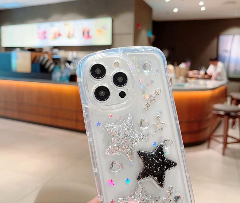 Etui z łańcuszkiem i gwiazdkami do iPhone 14 Pro Max