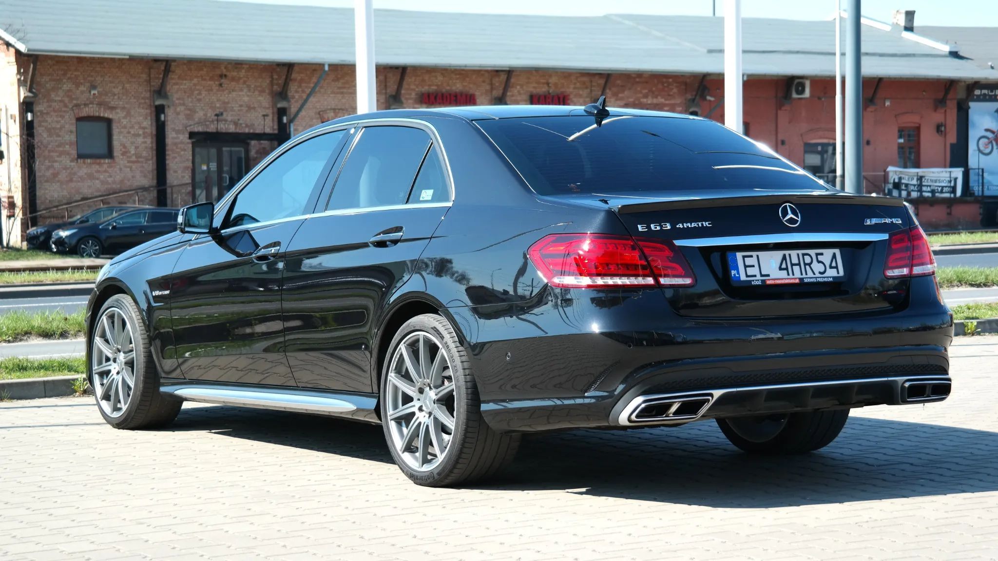 Mercedes-Benz Klasa E Mercedes-Benz E63 AMG 4MATIC+ | 2015 | 44000 km | V8 Biturbo | Japonia