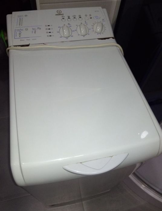 Пральна машина indesit witl 106