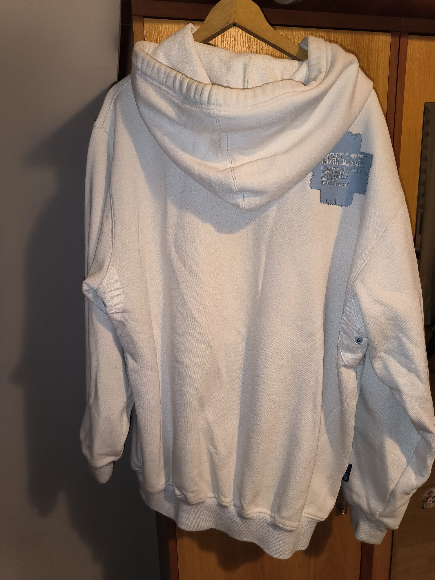 Bluza mass z kapturem