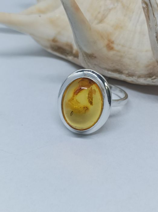 Srebrny pierścionek z bursztynem, srebro 925, rozm 21