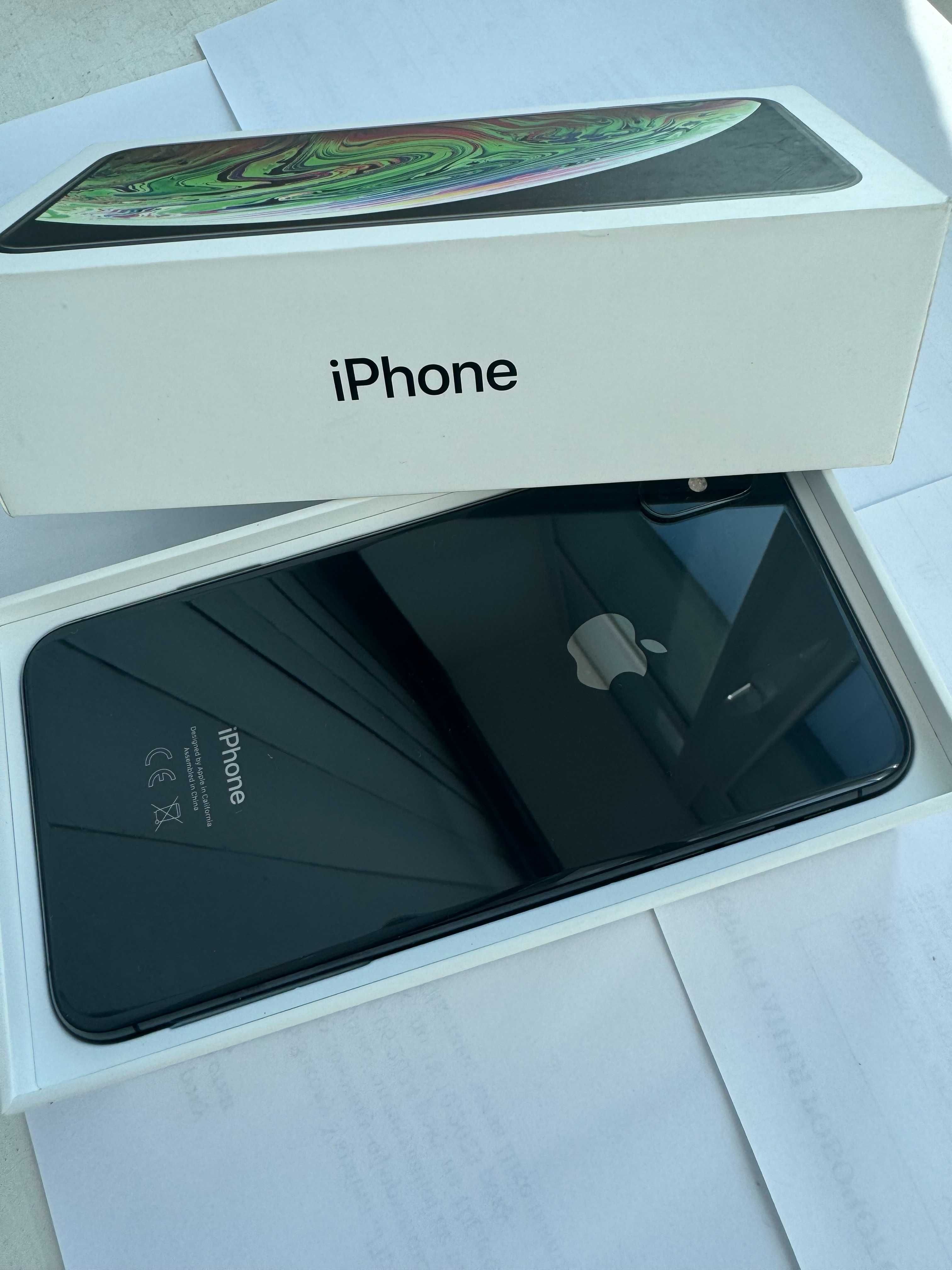 Продам iPhone XS Max 64 (стан нового телефону)