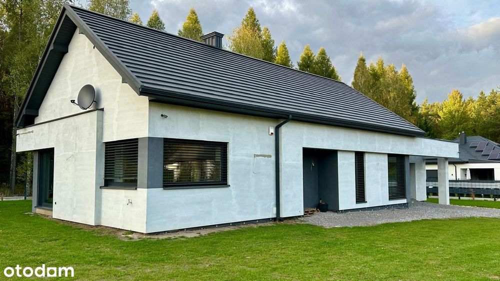 Designerski dom parterowy przy lesie | Gotowy do wprowadzenia |