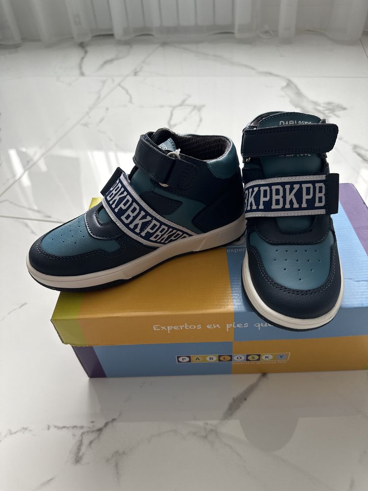 Продам демісезонні кеди Pablosky