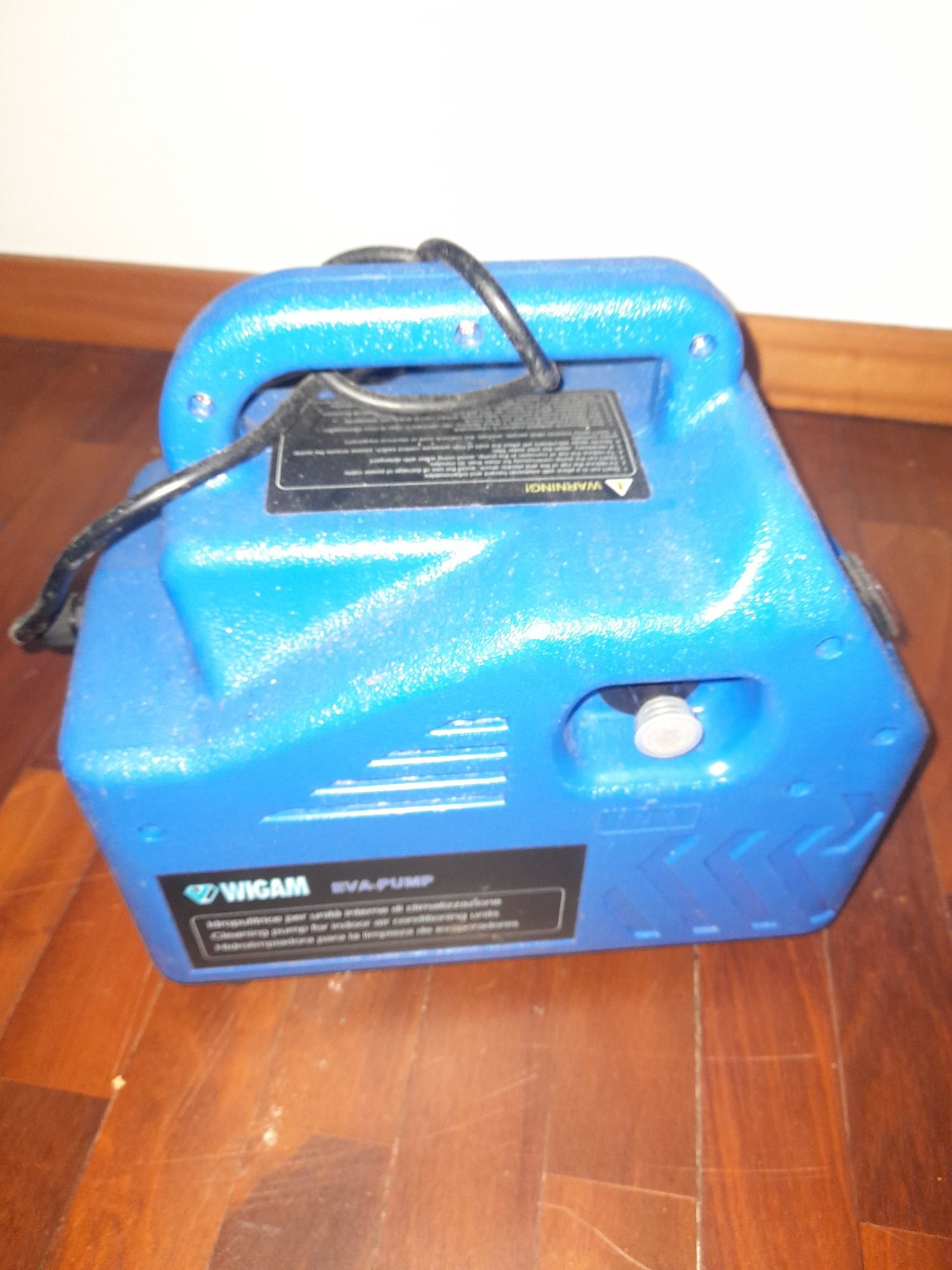 Wigam Eva Pump usada.