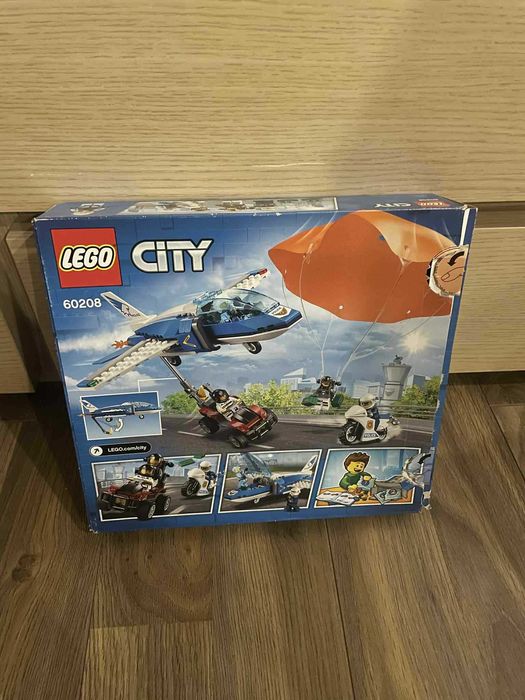 LEGO City 60208 Aresztowanie spadochroniarza