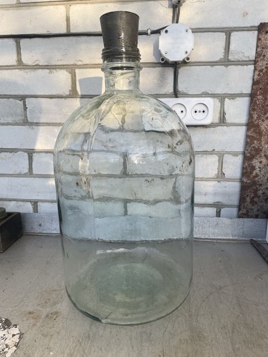 Бутыль стеклянная, 10 л