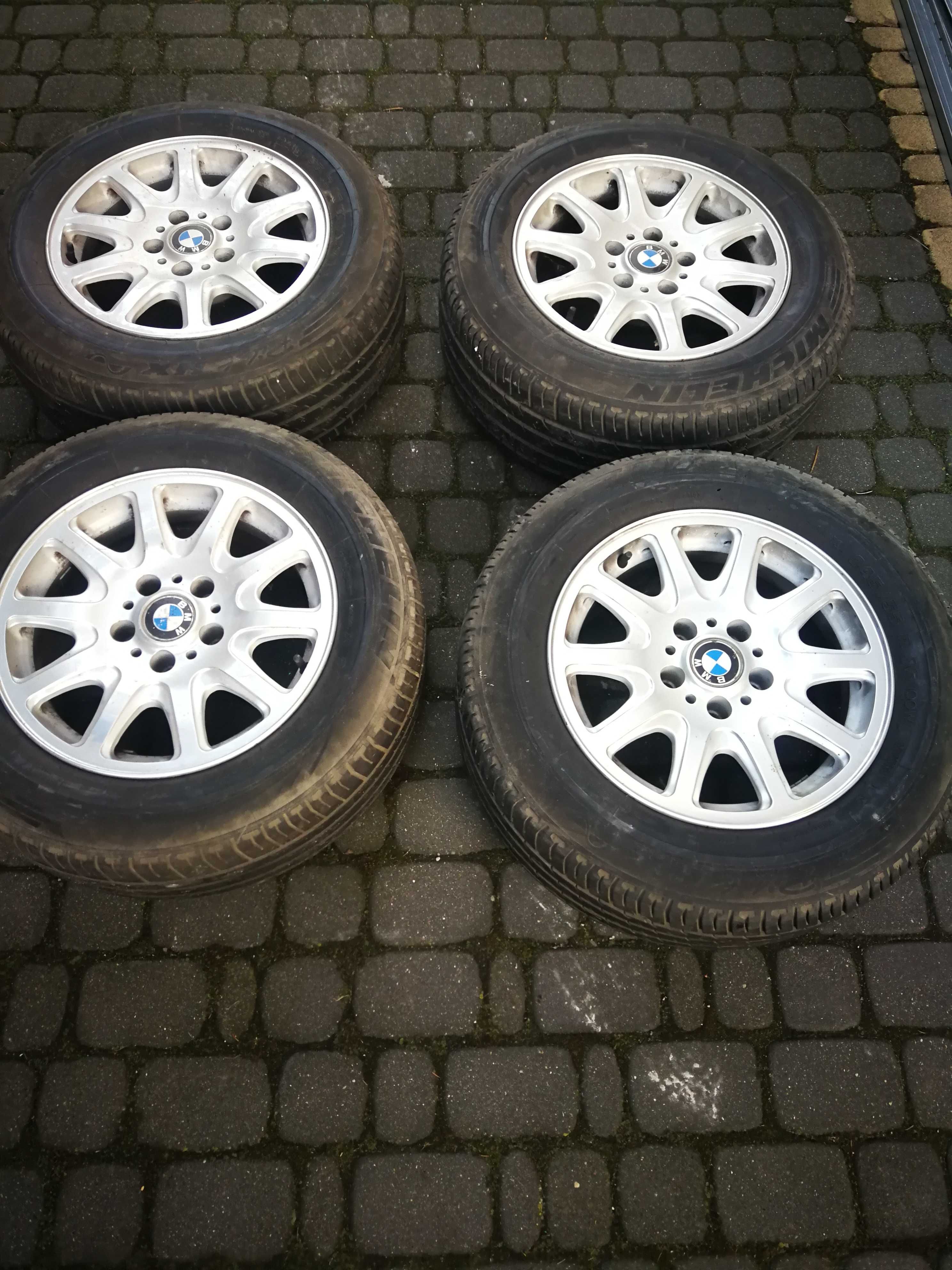 Felgi Alu 16 5x120
8J ET 23 +opony MICHELIN