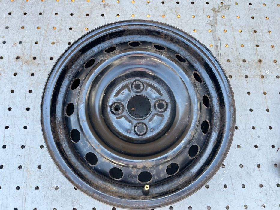 Felga stalowa Toyota Yaris 5.5&quot; x 15&quot; 4x100 ET 45