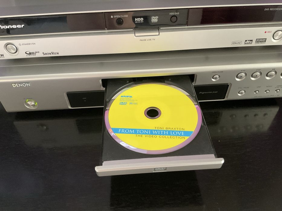 Продам проигрыватель DVD  DENON 1740