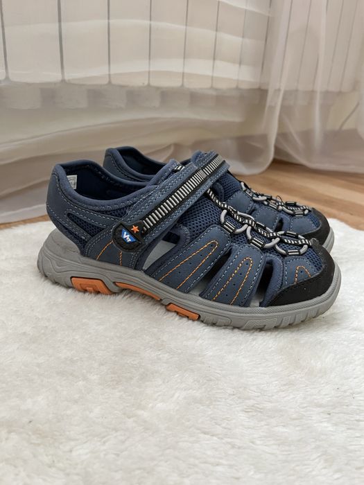 Sandały chłopięce 33